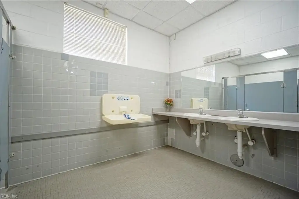 Picture 18