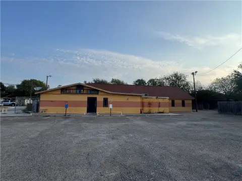 Chente’s Equipped Restaurant