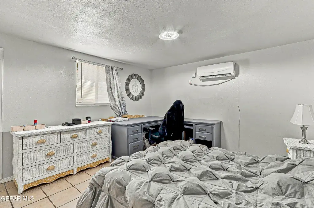 Picture 33