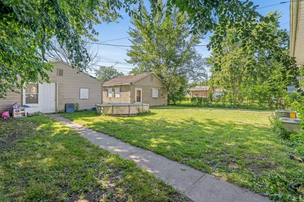 Picture 18