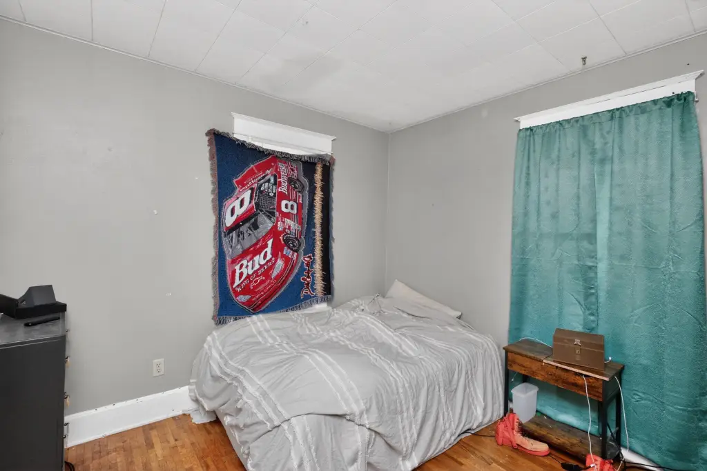 Picture 30