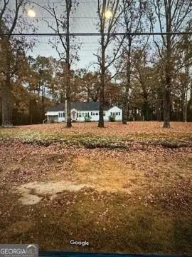 Residential Land in Lawrenceville, GA