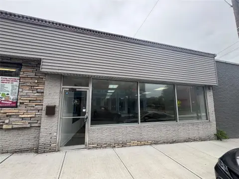 Prime Retail Space, Middletown, NY