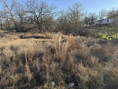 Unrestricted Land Near Lake LBJ