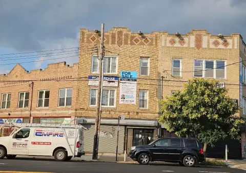 Brooklyn Medical/Office Building with Parking