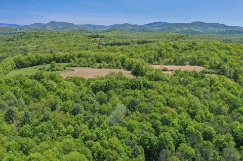 759-Acre Hunting Land with Water