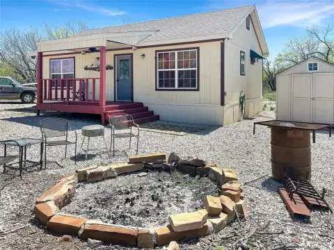 256-Acre Hunting Retreat near Cisco, TX