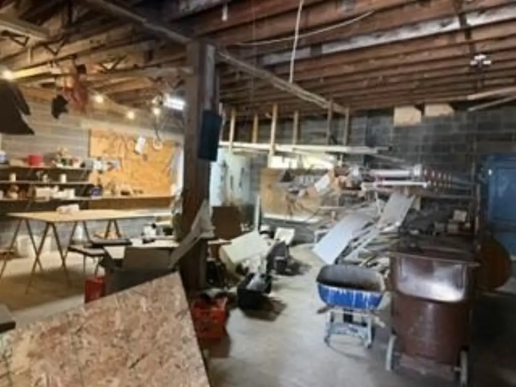 Picture 12