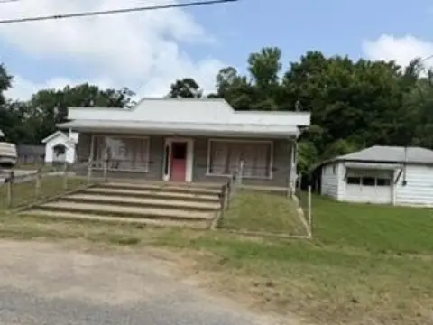 Three-Building Flex Space Zoned Class C