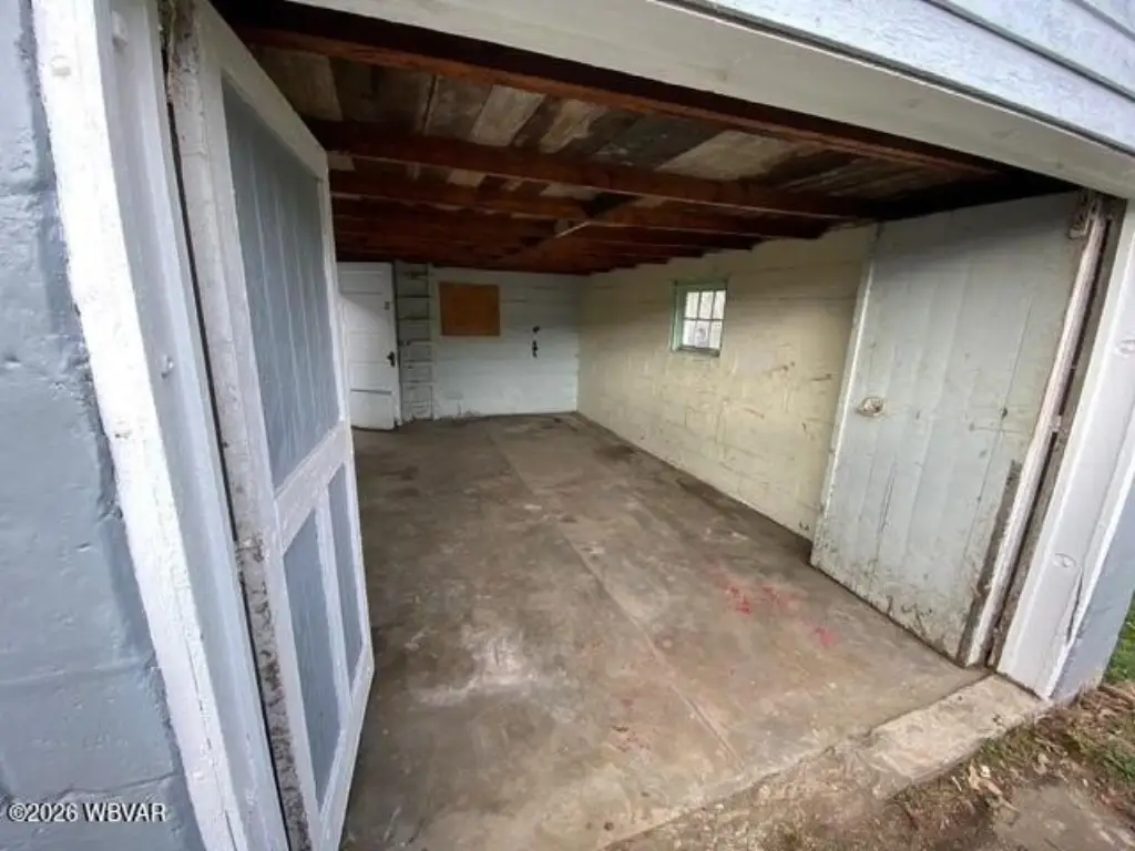 Picture 3