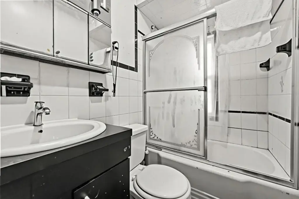 Picture 10
