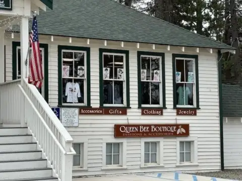 Established Boutique Business Opportunity