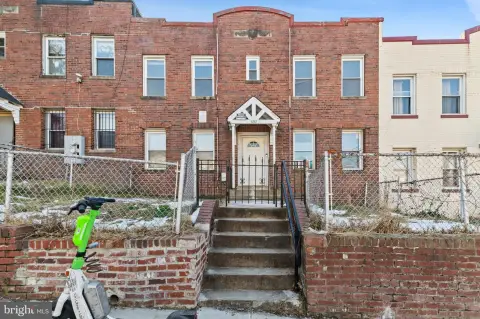 Income-Generating Four-Unit Apartment Building