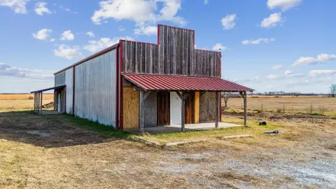 Chouteau Commercial Property on Highway