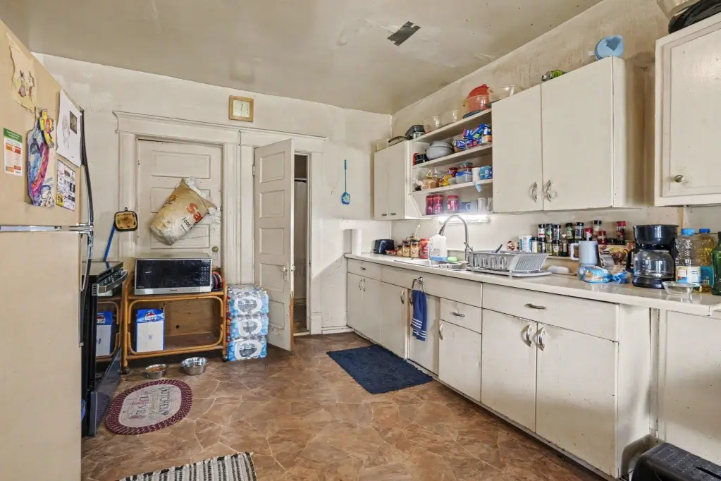 Picture 9
