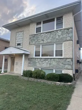 Chicago Two-Unit Building For Sale