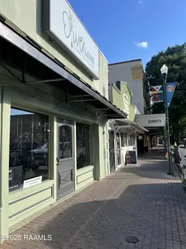 Retail Space in Lafayette, LA