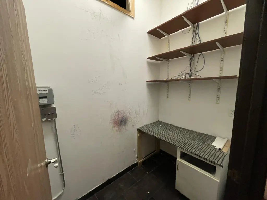 Picture 11