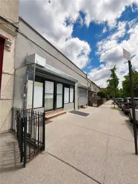 Flexible Commercial Space