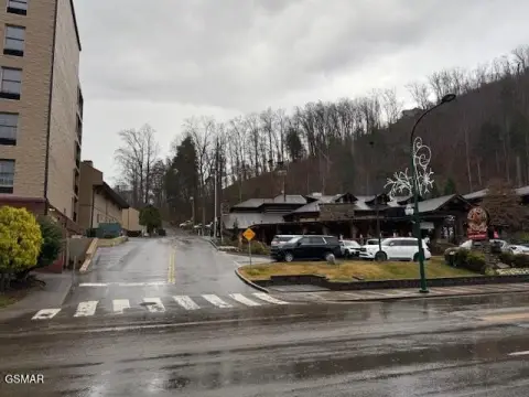 Gatlinburg Land Near Parkway