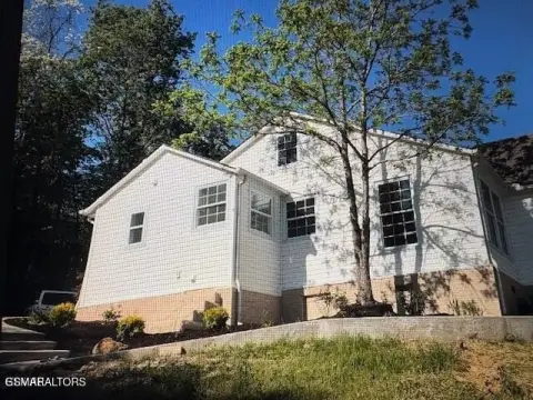 Sevierville Commercial/Residential Opportunity