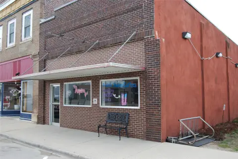 Mixed-Use Property with Apartment