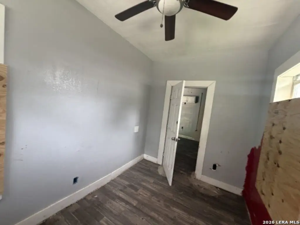 Picture 18