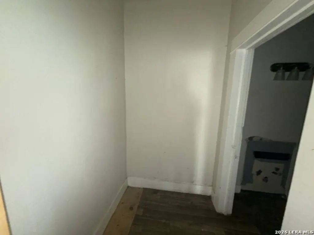 Picture 12