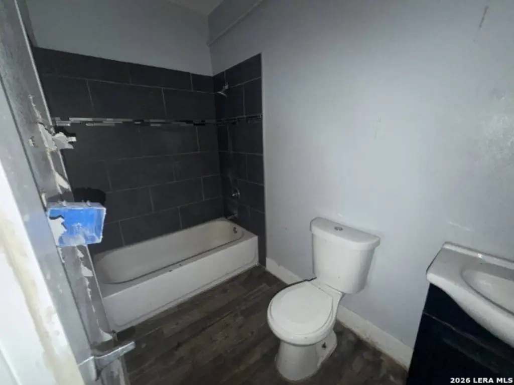 Picture 16