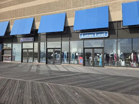 Atlantic City Boardwalk Retail Space