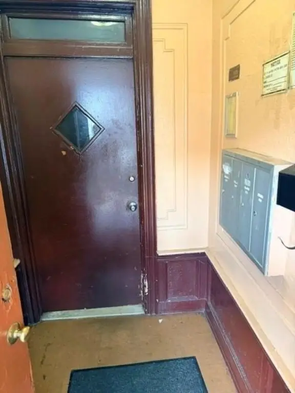 Picture 3