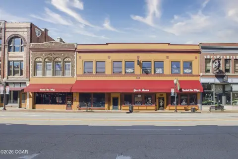 Restaurant Property with Unfinished Space