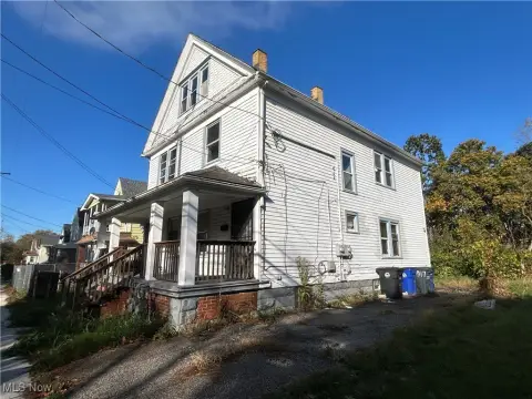 Cleveland Duplex with Income Potential