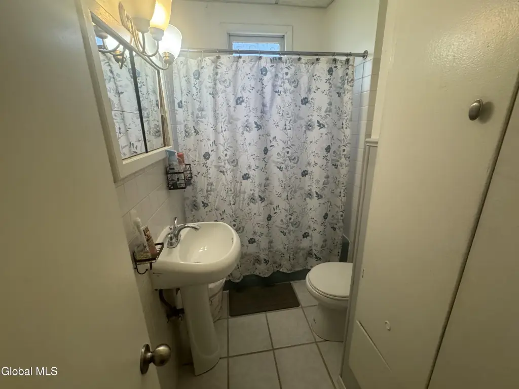 Picture 9