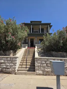 7-Unit Apartment Building