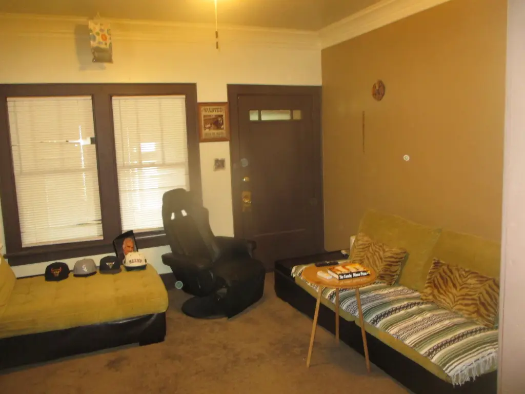 Picture 3