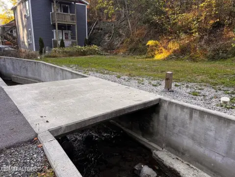 Gatlinburg Waterfront Lot For Sale