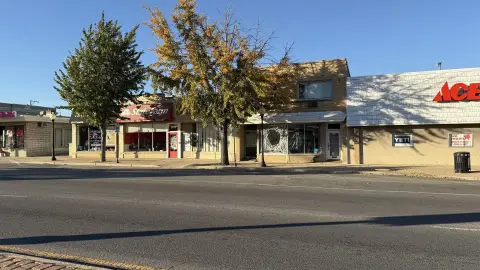 Berwyn Retail Property For Sale