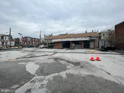 Office Space with Private Parking