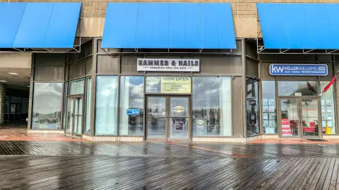 Renovated Boardwalk Commercial Space