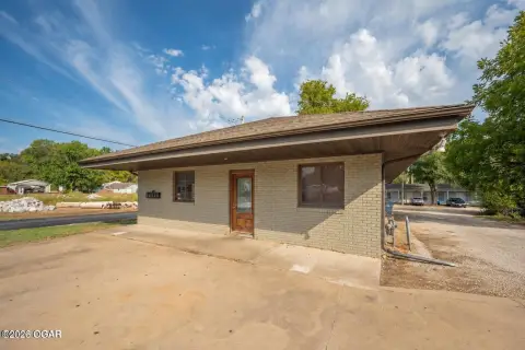 Four-Unit Apartment Building