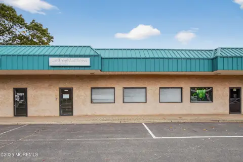 Retail Space in Active Plaza