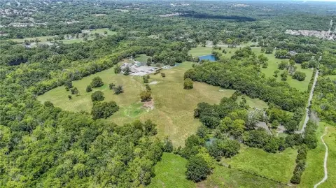 13.95 Acres in Kansas City