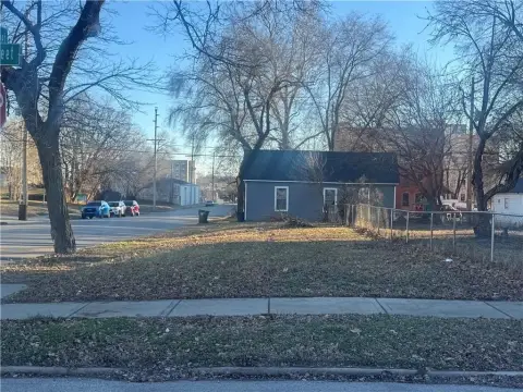 Vacant City Lot Opportunity