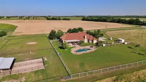 57-Acre Farm/Ranch Near Era