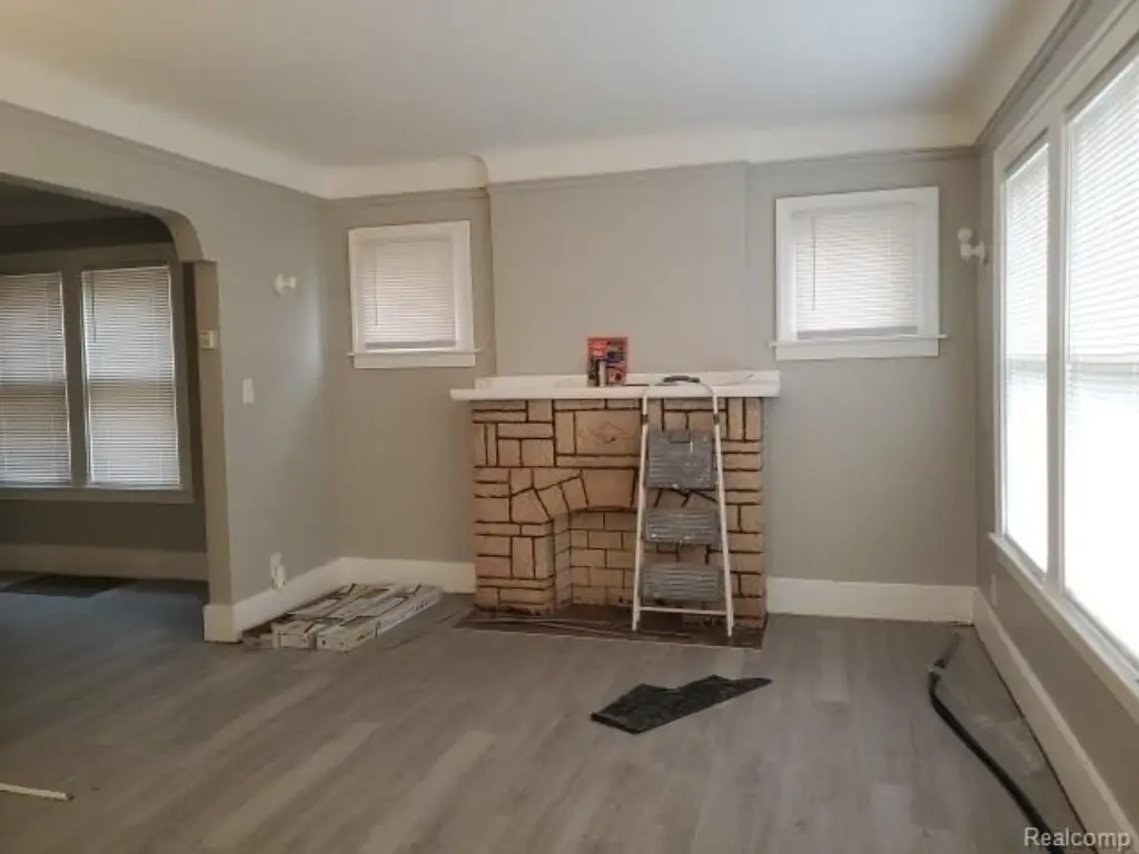 Picture 5