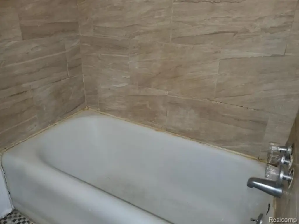 Picture 12