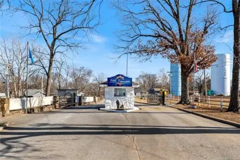 Residential Lots with Lake Views