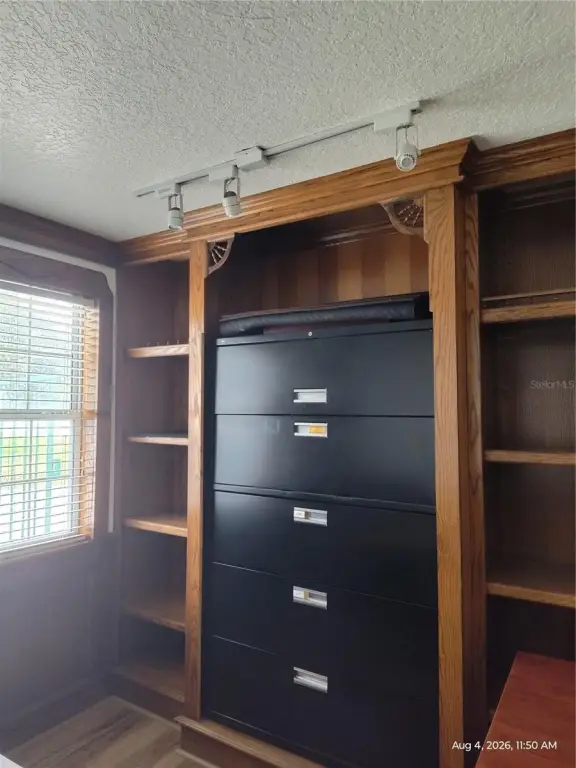 Picture 10