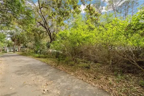 Land Near Harbor Island Beach